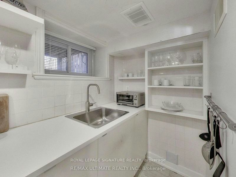 Bsmt-24 Pauline Avenue, Toronto, ON, M6H 3M8 - 4