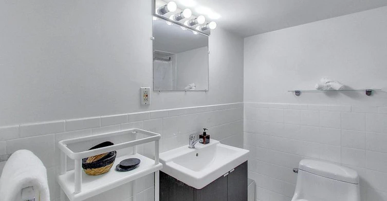 Bsmt-24 Pauline Avenue, Toronto, ON, M6H 3M8 - 15