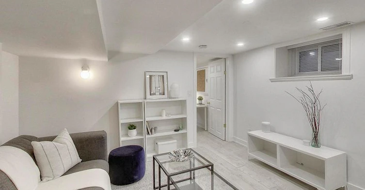 Bsmt-24 Pauline Avenue, Toronto, ON, M6H 3M8 - 8