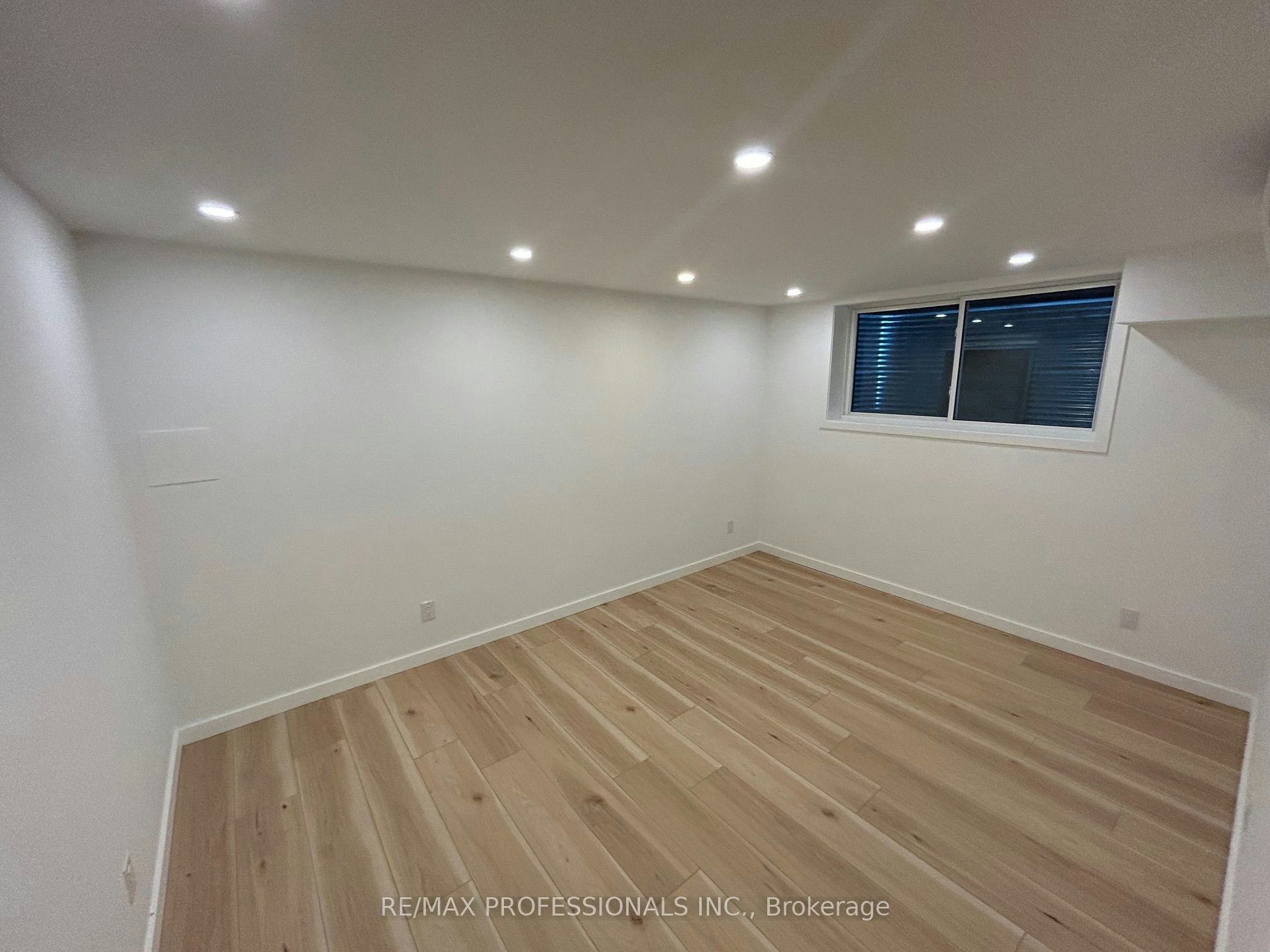 236 Fairview Avenue, Toronto, ON, M6P 3A5 - 9