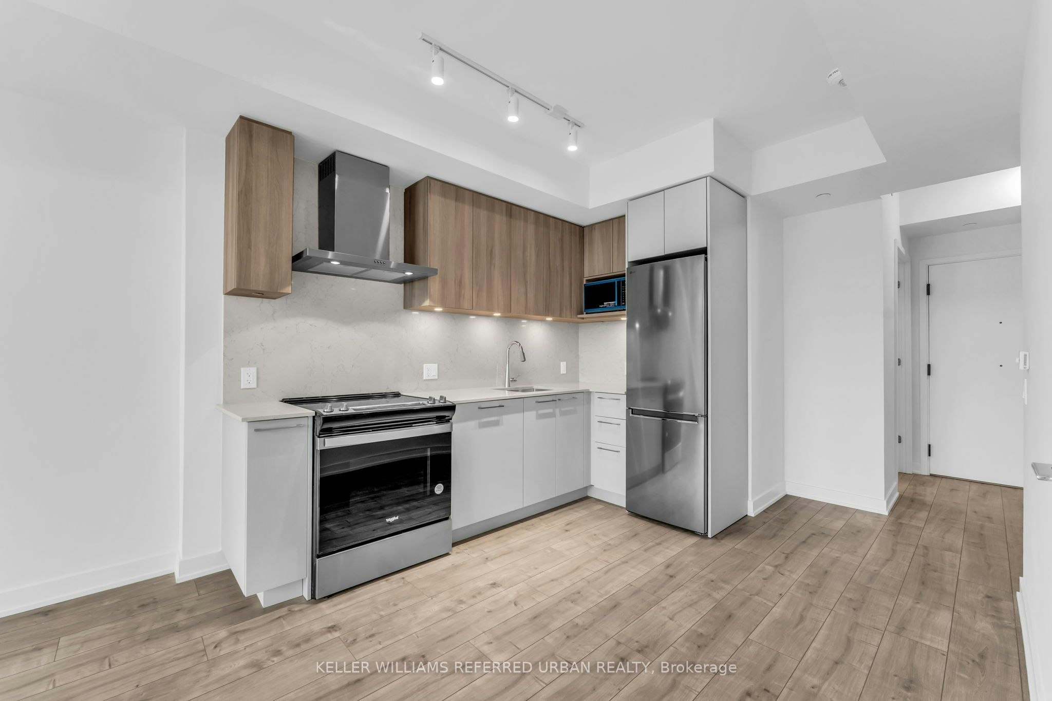 303-500 Plains Road, Burlington, ON, L7T 0C8 - 4