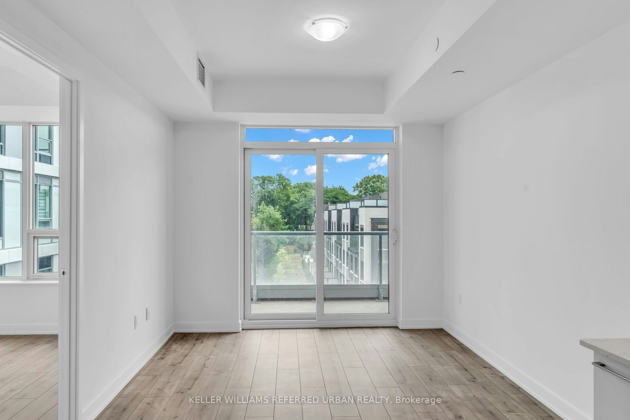 303-500 Plains Road, Burlington, ON, L7T 0C8 - 8