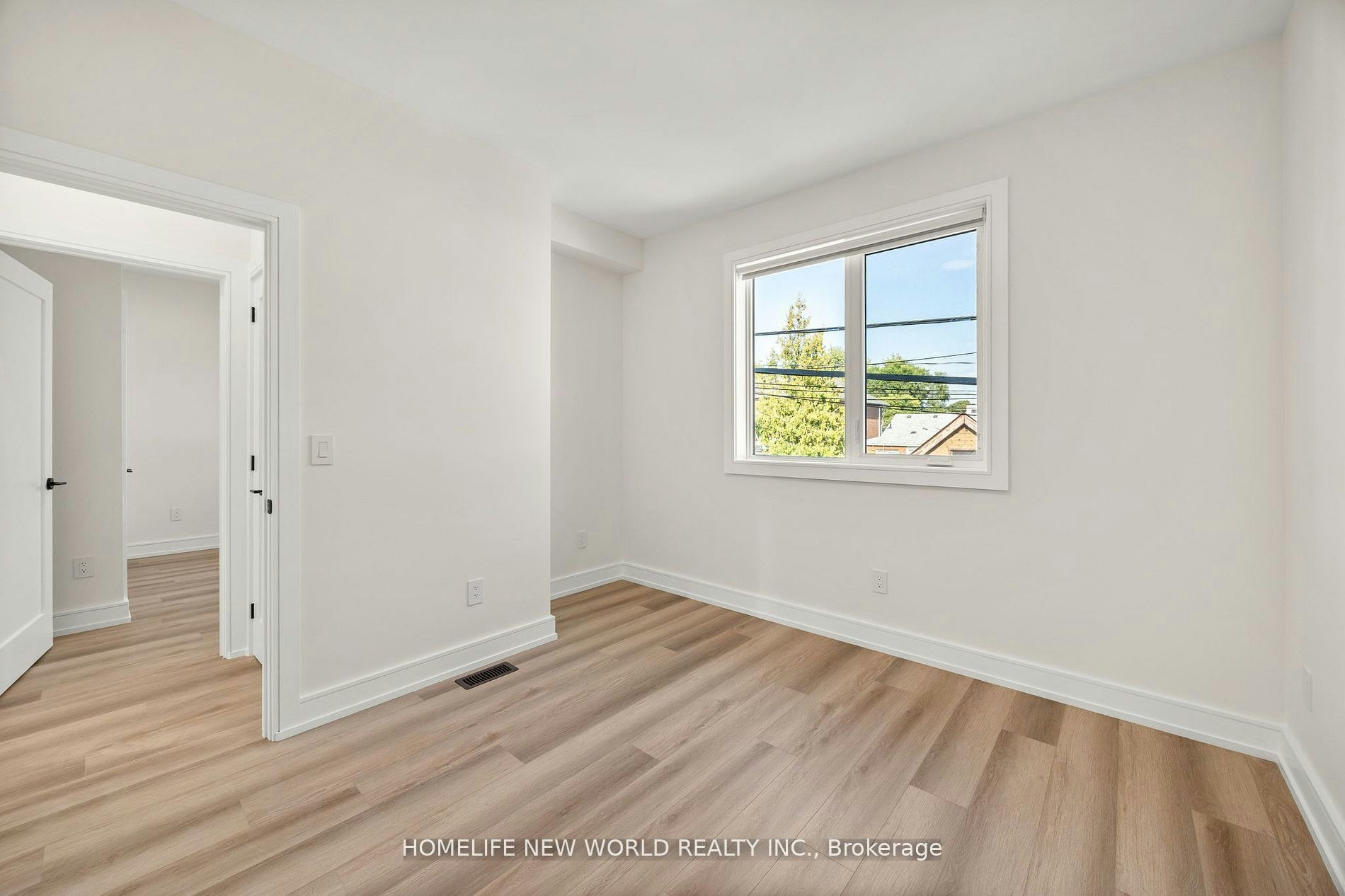 Laneway-43 Batavia Avenue, Toronto, ON, M6N 4A1 - 6