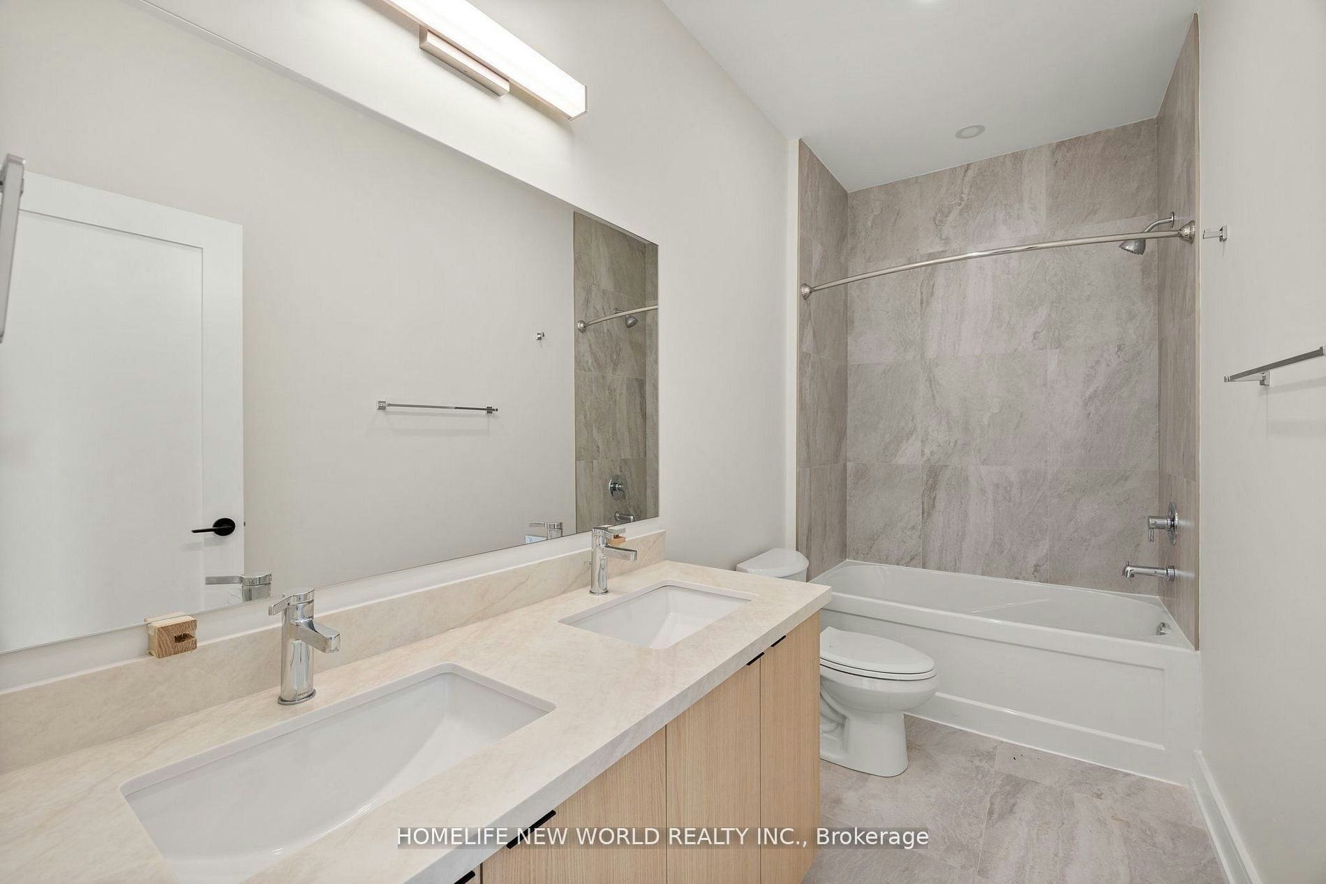 Laneway-43 Batavia Avenue, Toronto, ON, M6N 4A1 - 8