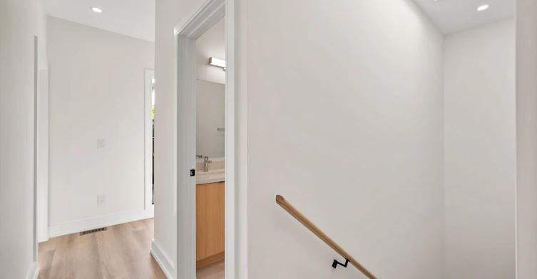Laneway-43 Batavia Avenue, Toronto, ON, M6N 4A1 - 12