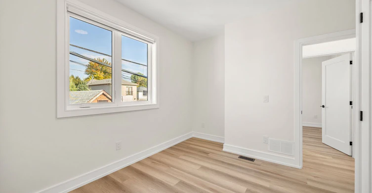 Laneway-43 Batavia Avenue, Toronto, ON, M6N 4A1 - 9