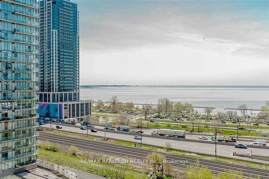 614-105 The Queensway Avenue, Toronto, ON, M6S 5B5 - 24