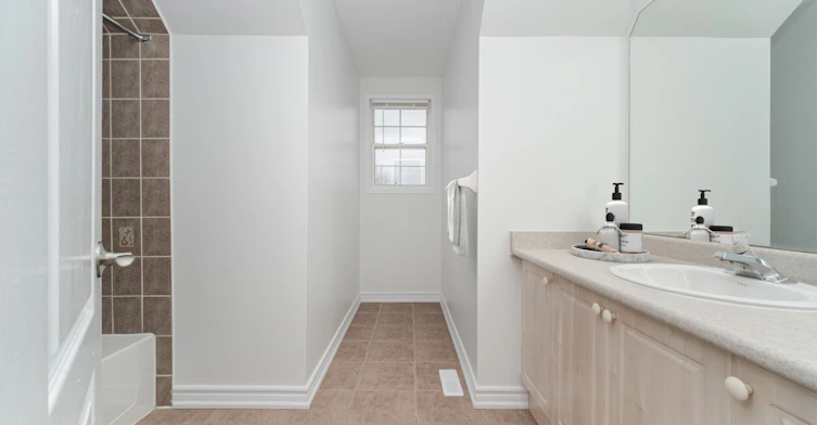 357 Edenbrook Hill Drive, Brampton, ON, L7N 2N4 - 19