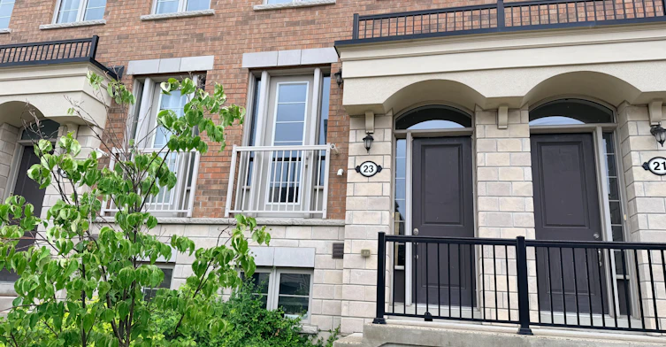23 Edward Horton Crescent, Toronto, ON, M8Z 0E5 - 2