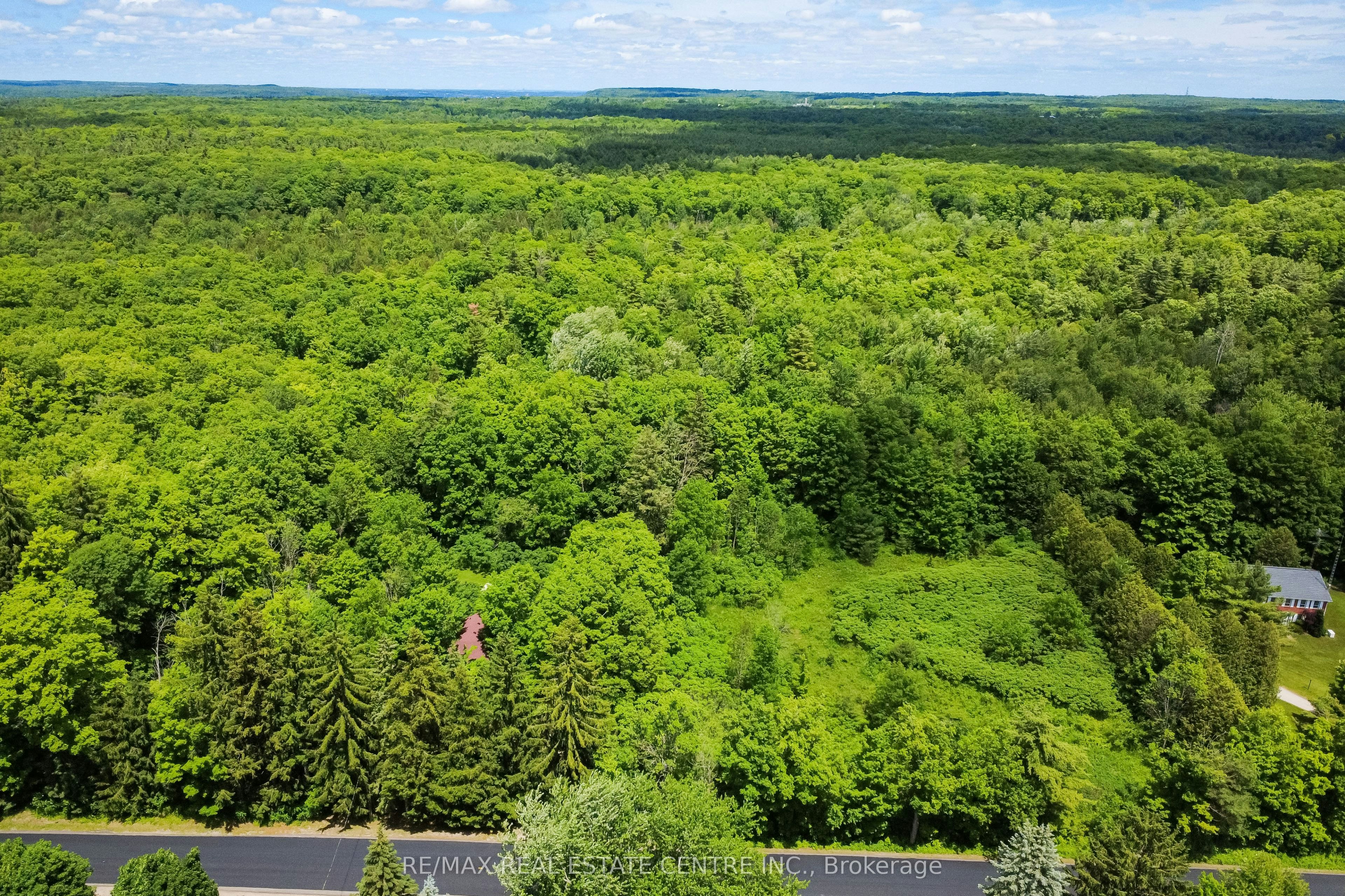 8327 First Line, Milton, ON, L0P 1B0