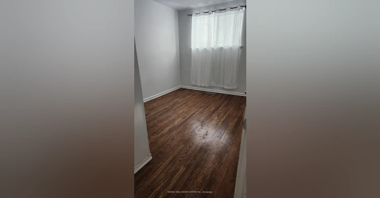 23 Avondale (Upper) Boulevard, Brampton, ON, L6T 1H1