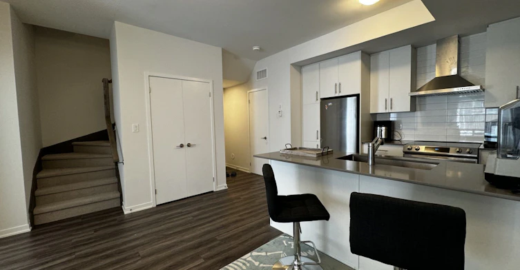 17-260 Twelfth Street, Toronto, ON, M8V 0J6 - 3
