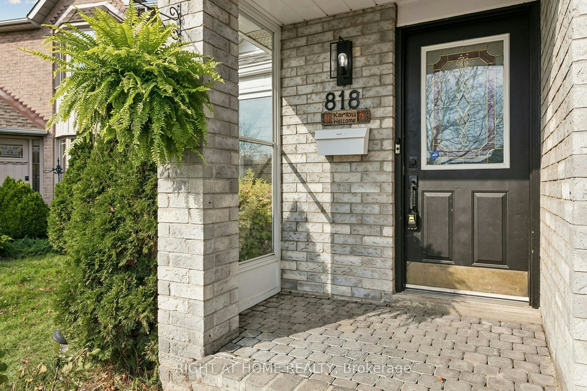 818 Miriam Crescent, Burlington, ON, L7S 2B9 - 3