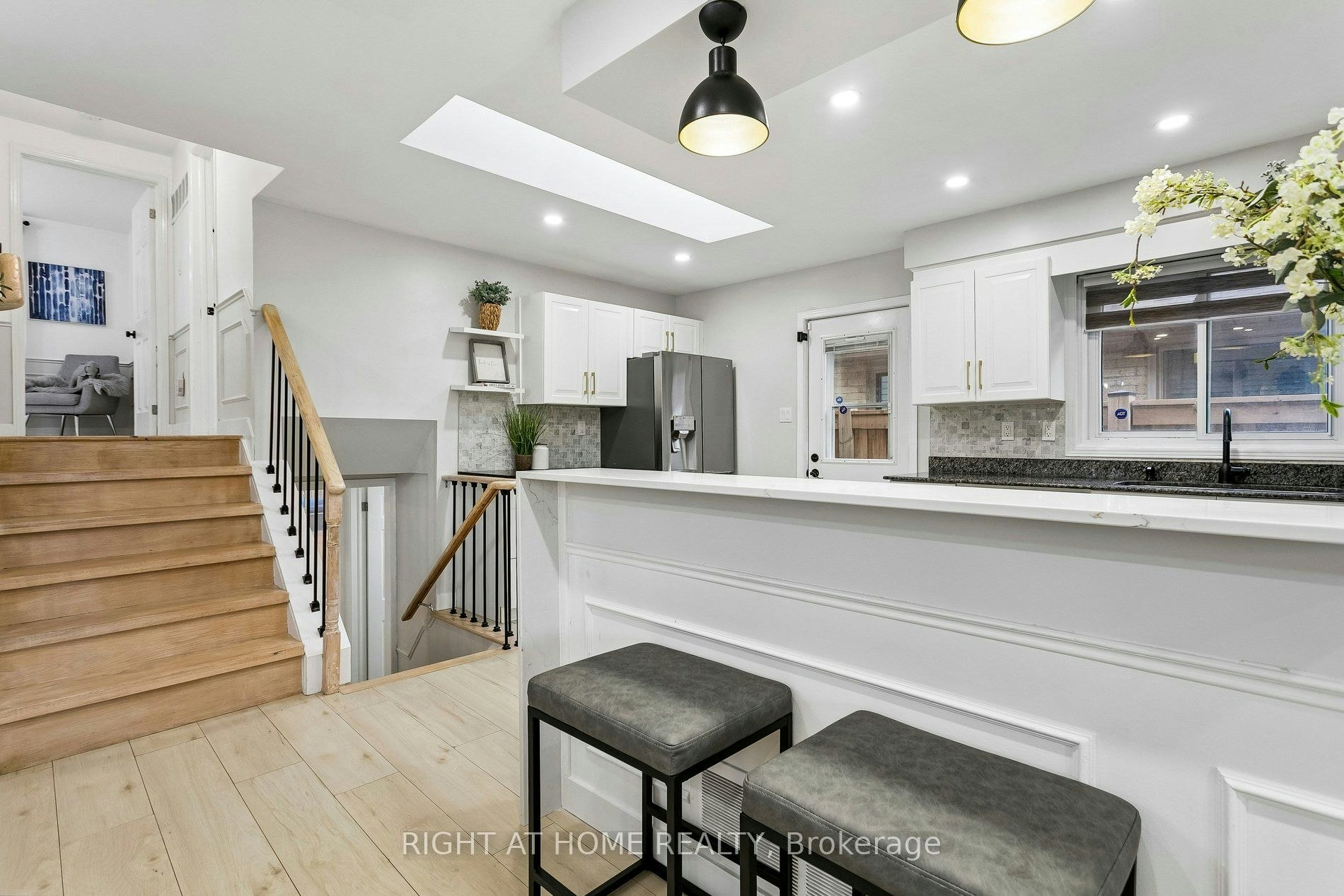 818 Miriam Crescent, Burlington, ON, L7S 2B9 - 13