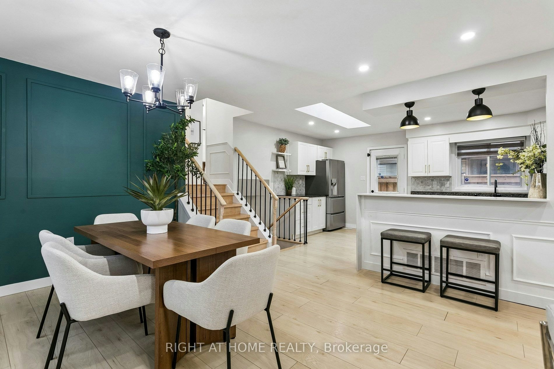 818 Miriam Crescent, Burlington, ON, L7S 2B9 - 9