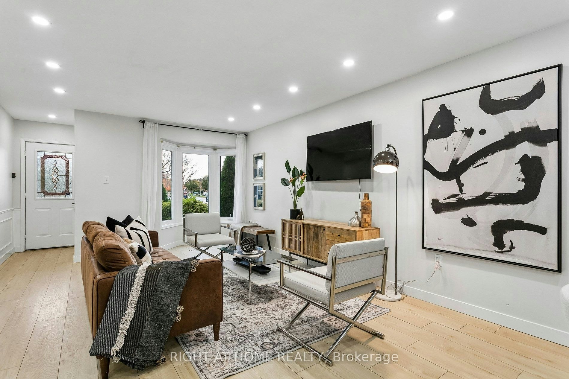 818 Miriam Crescent, Burlington, ON, L7S 2B9 - 4