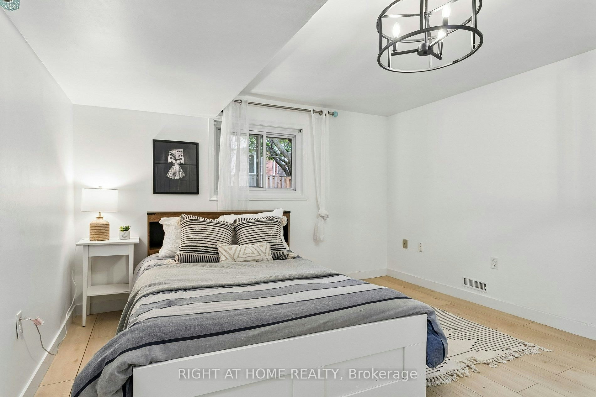 818 Miriam Crescent, Burlington, ON, L7S 2B9 - 30
