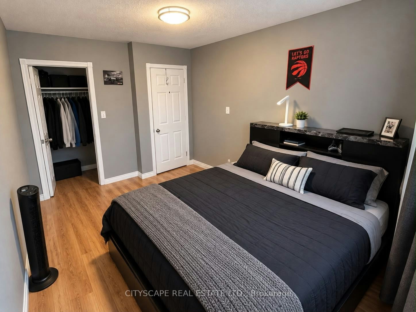 5034 Moulin Rouge Crescent, Mississauga, ON, L5V 1R6 - 18
