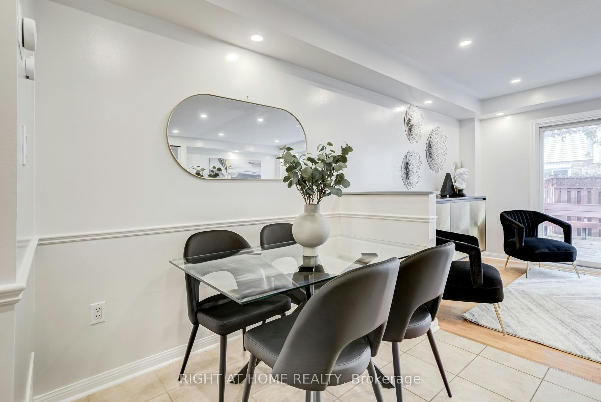 4398 Fairview Street, Burlington, ON, L7L 6S8 - 7