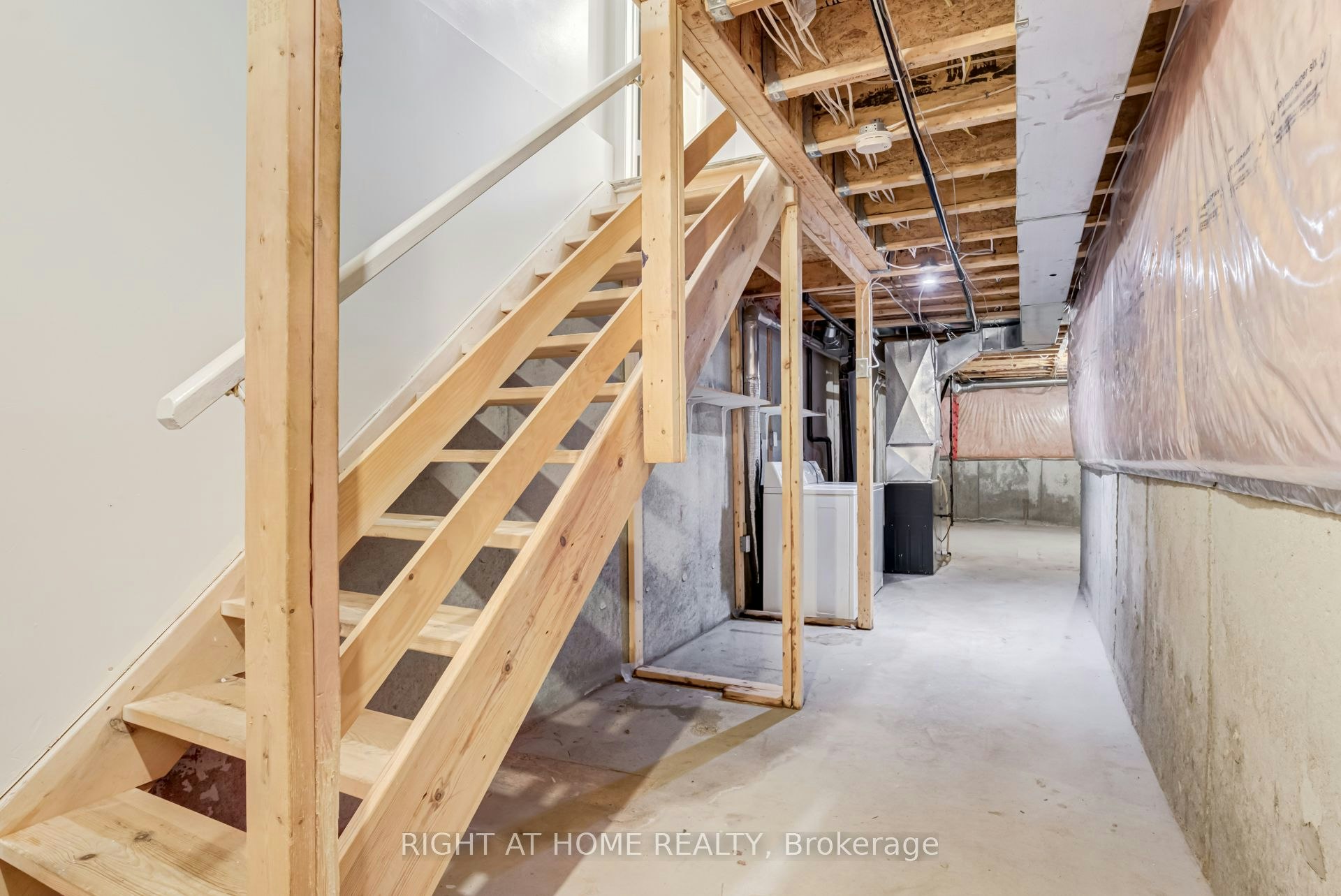 4398 Fairview Street, Burlington, ON, L7L 6S8 - 34
