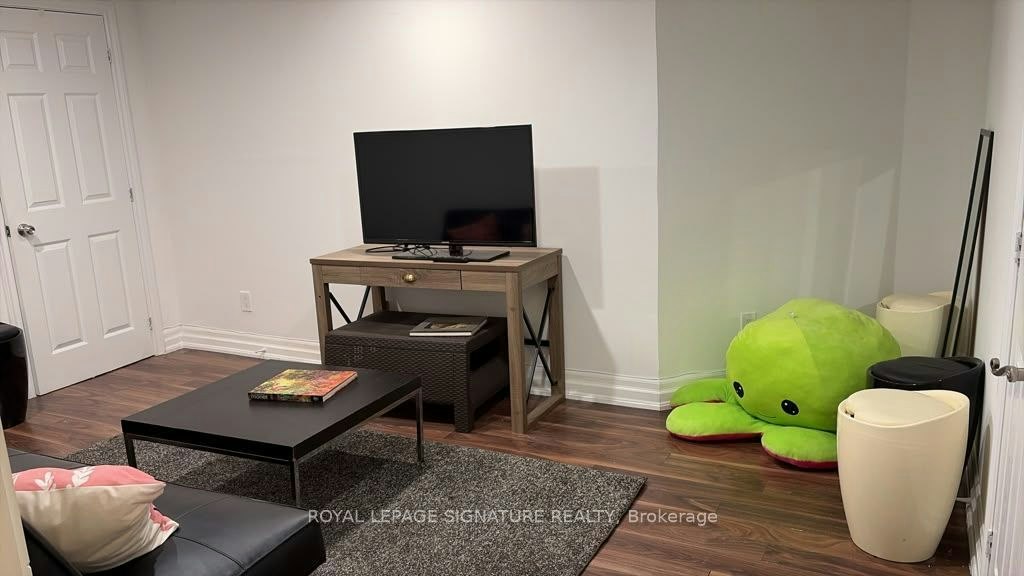 Lower-670 Trudeau Drive, Milton, ON, L9T 5L7 - 4