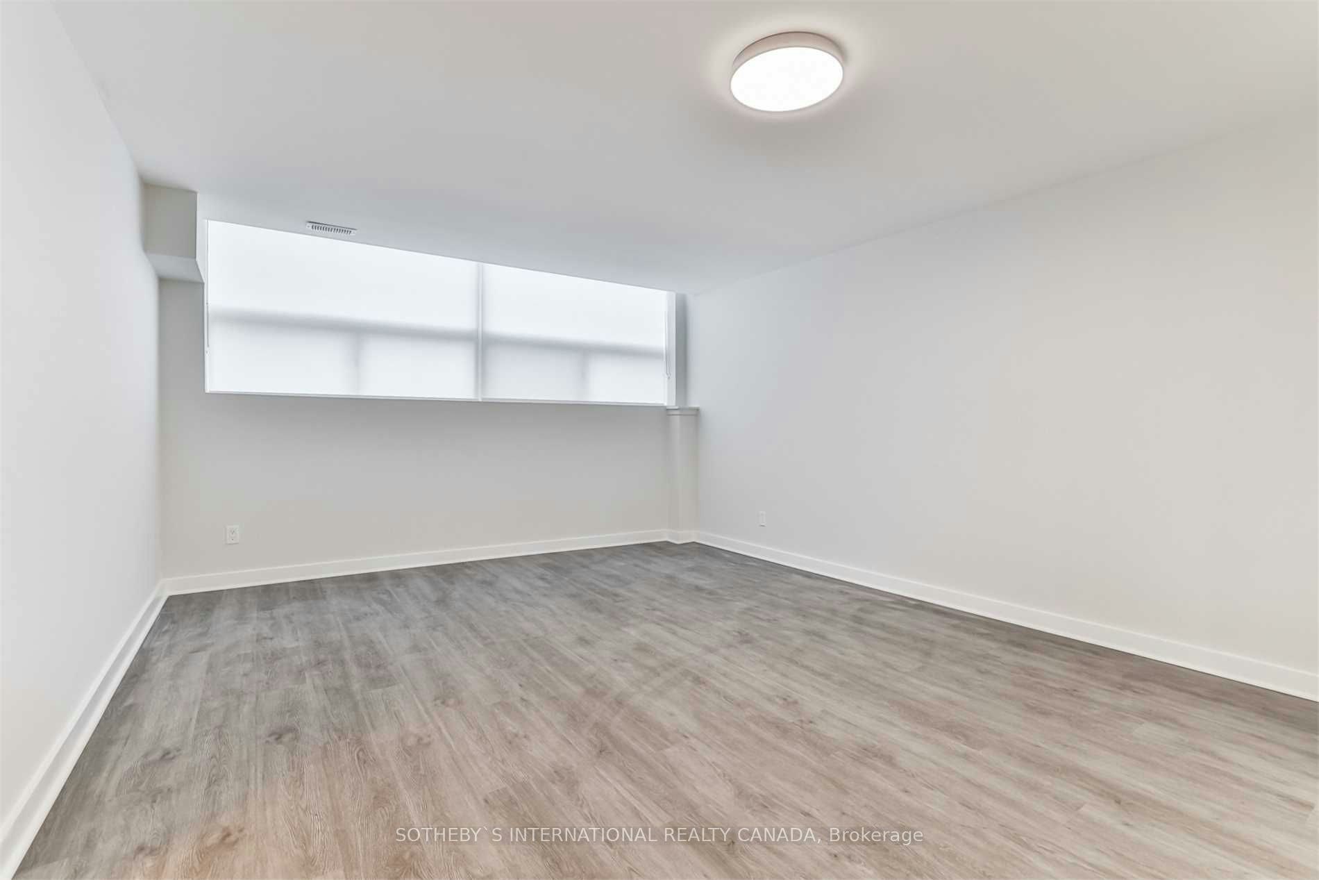 Lower-72 Winston Park Boulevard, Toronto, ON, M3K 1C3 - 2
