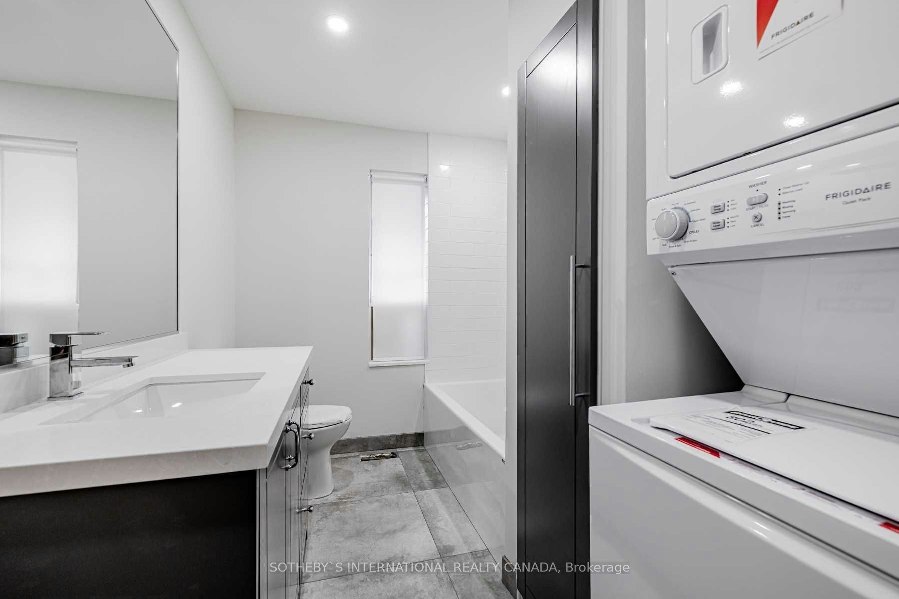 Lower-72 Winston Park Boulevard, Toronto, ON, M3K 1C3 - 15