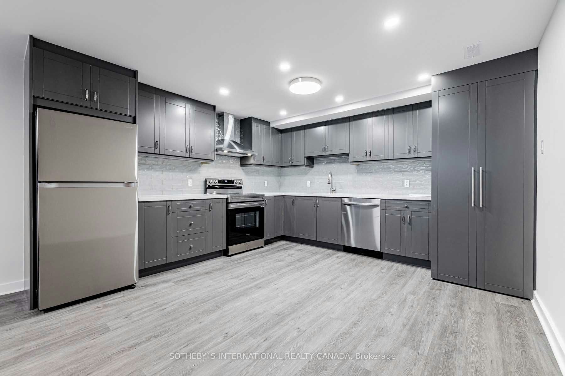 Lower-72 Winston Park Boulevard, Toronto, ON, M3K 1C3 - 7