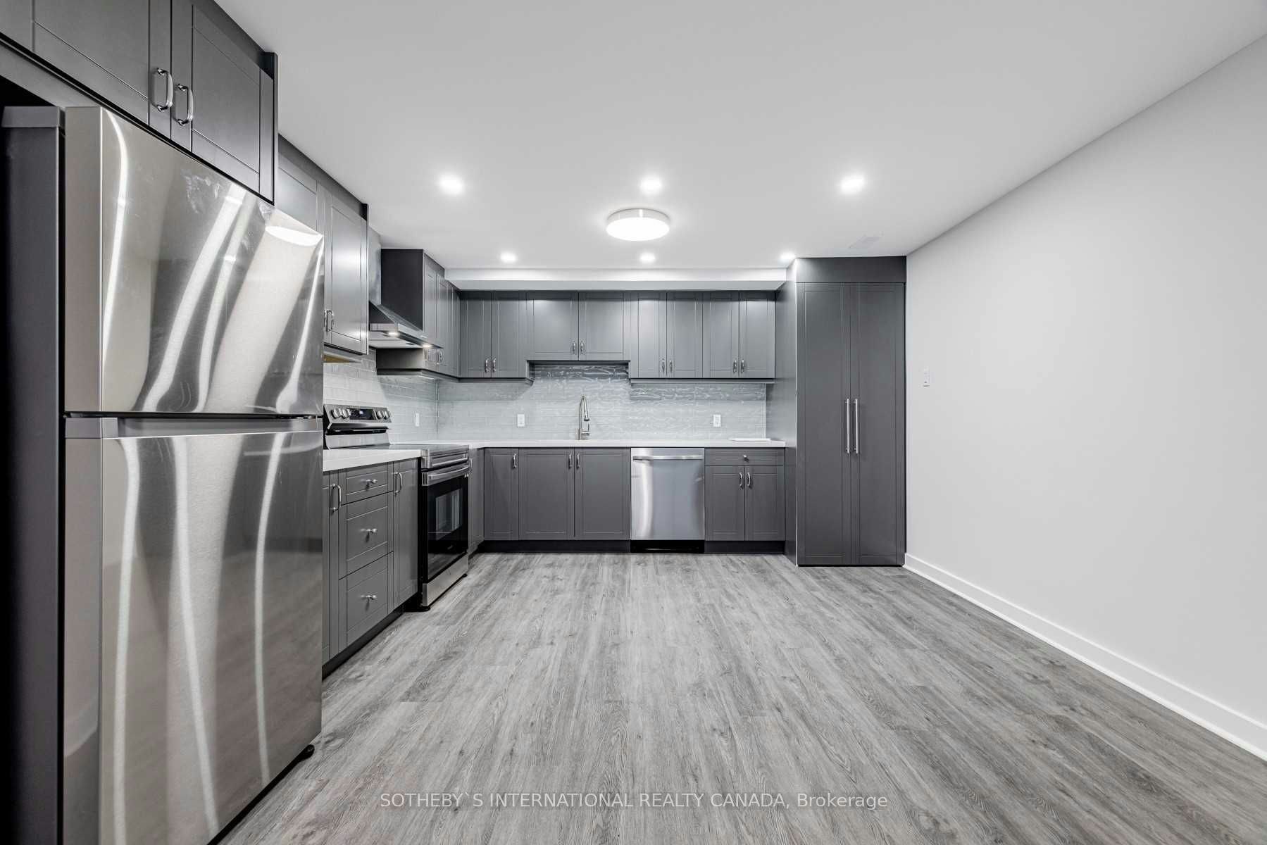 Lower-72 Winston Park Boulevard, Toronto, ON, M3K 1C3 - 4