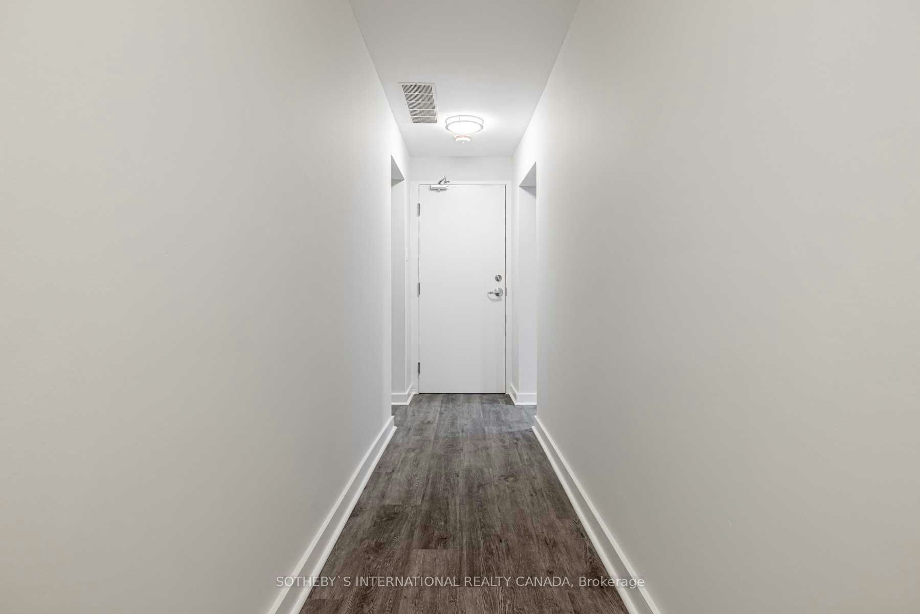 Lower-72 Winston Park Boulevard, Toronto, ON, M3K 1C3 - 14