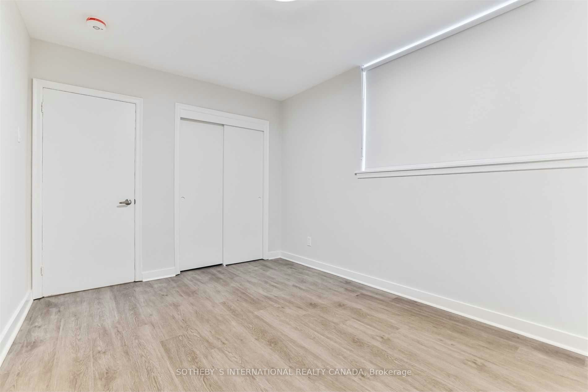 Lower-72 Winston Park Boulevard, Toronto, ON, M3K 1C3 - 13