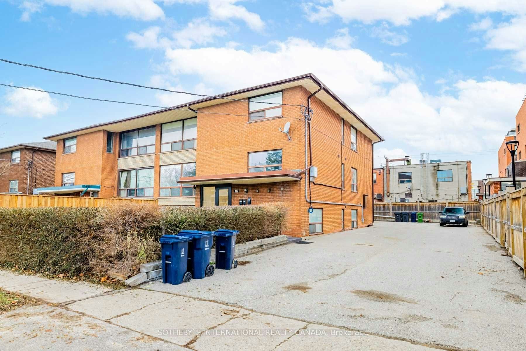 Lower-72 Winston Park Boulevard, Toronto, ON, M3K 1C3 - 5