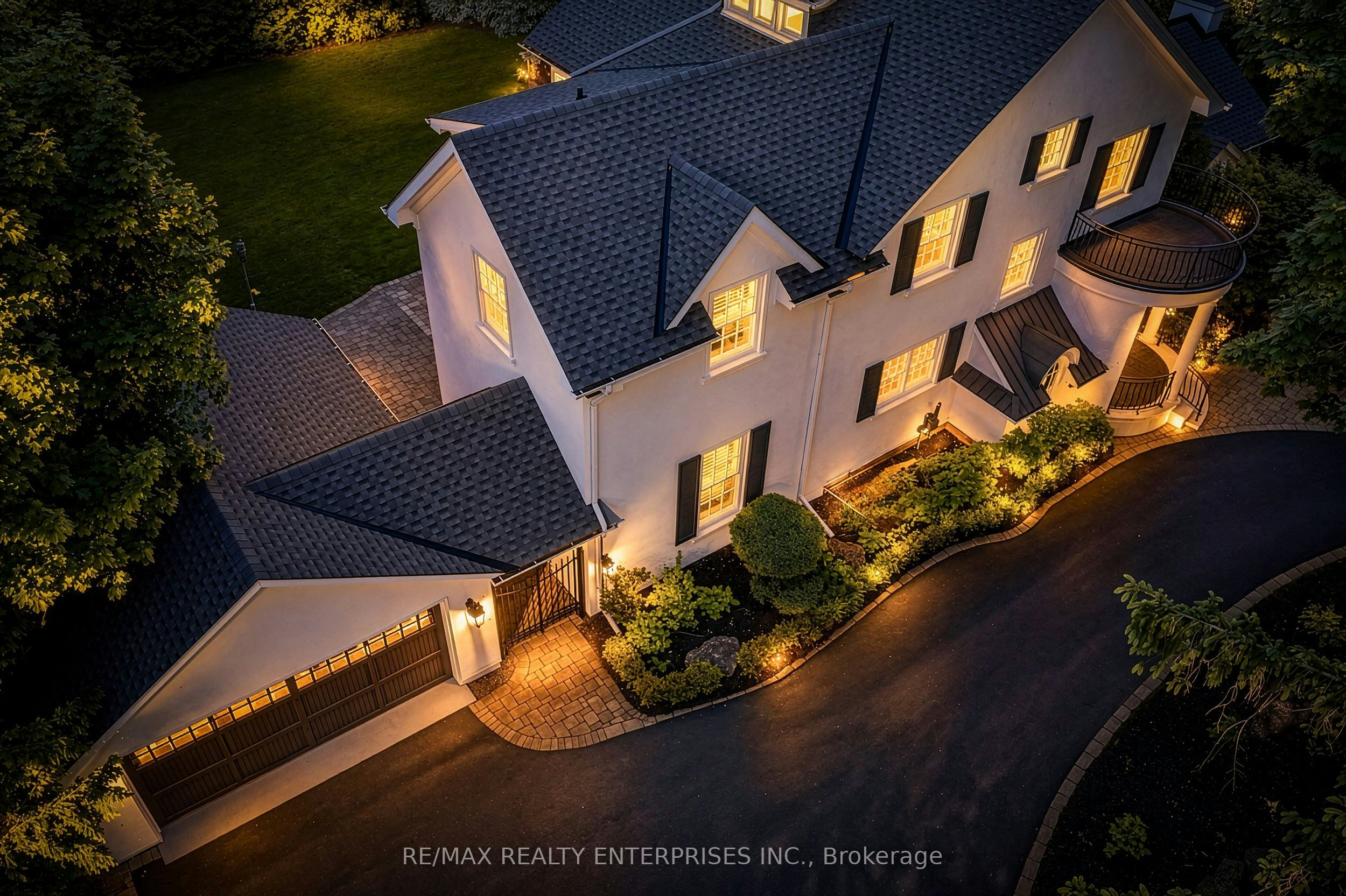 317 Gloucester Avenue, Oakville, ON, L6J 3W8 - 5