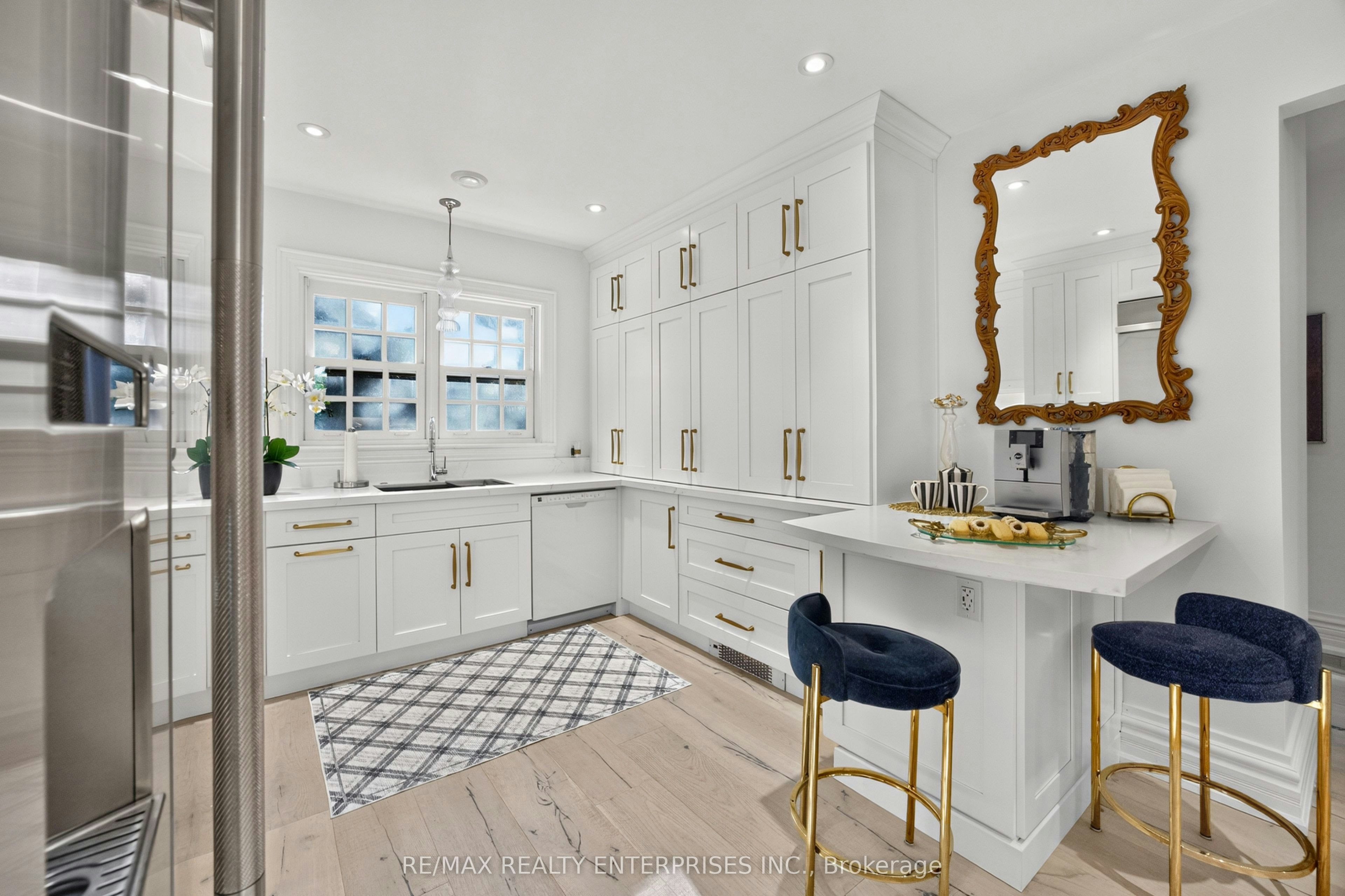 317 Gloucester Avenue, Oakville, ON, L6J 3W8 - 20
