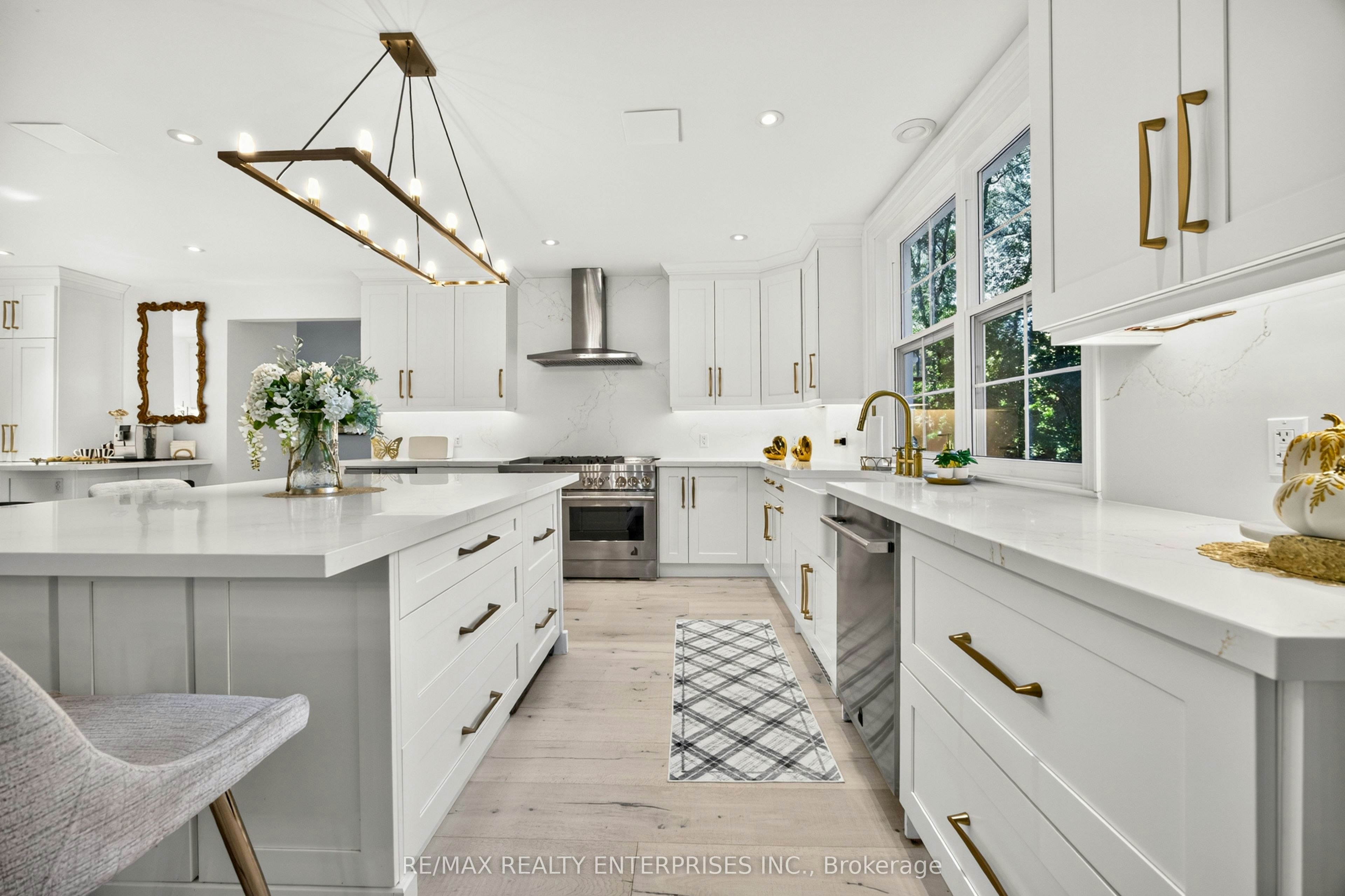 317 Gloucester Avenue, Oakville, ON, L6J 3W8 - 23