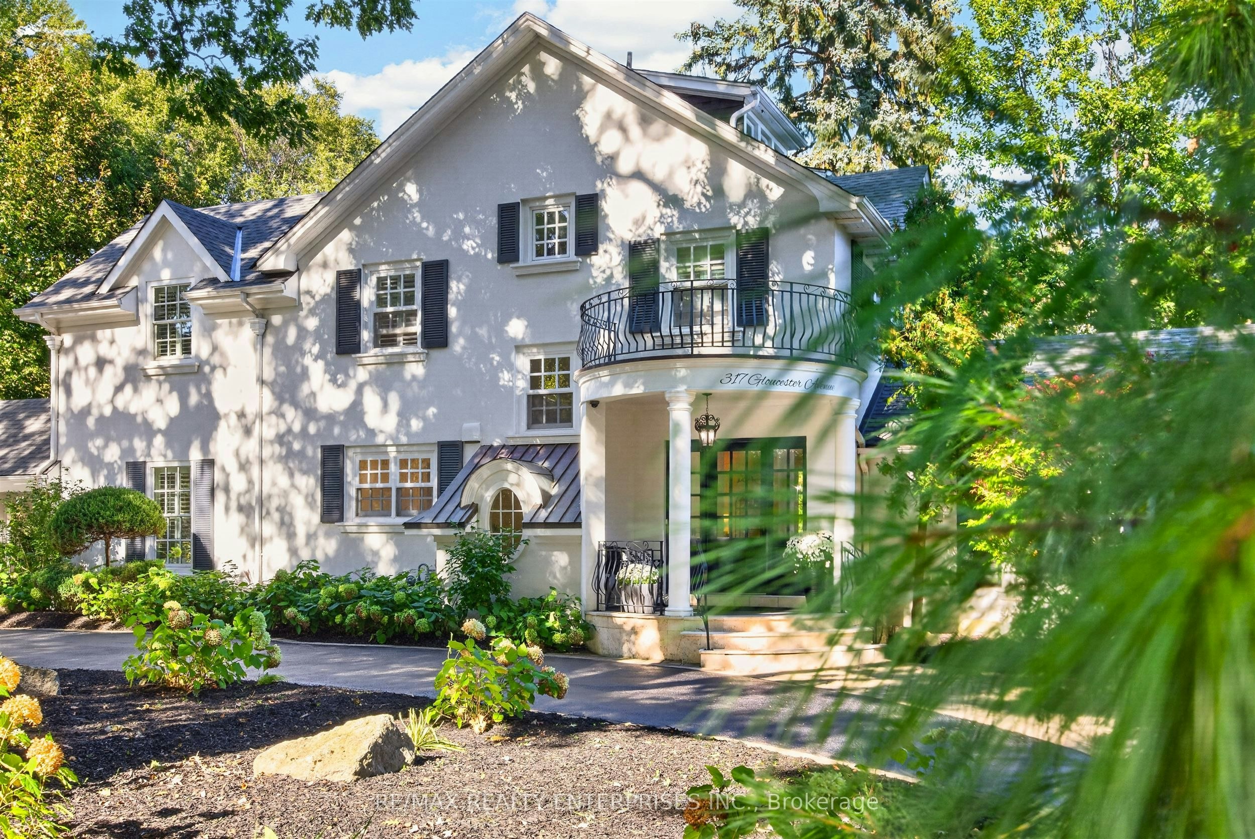 317 Gloucester Avenue, Oakville, ON, L6J 3W8 - 6