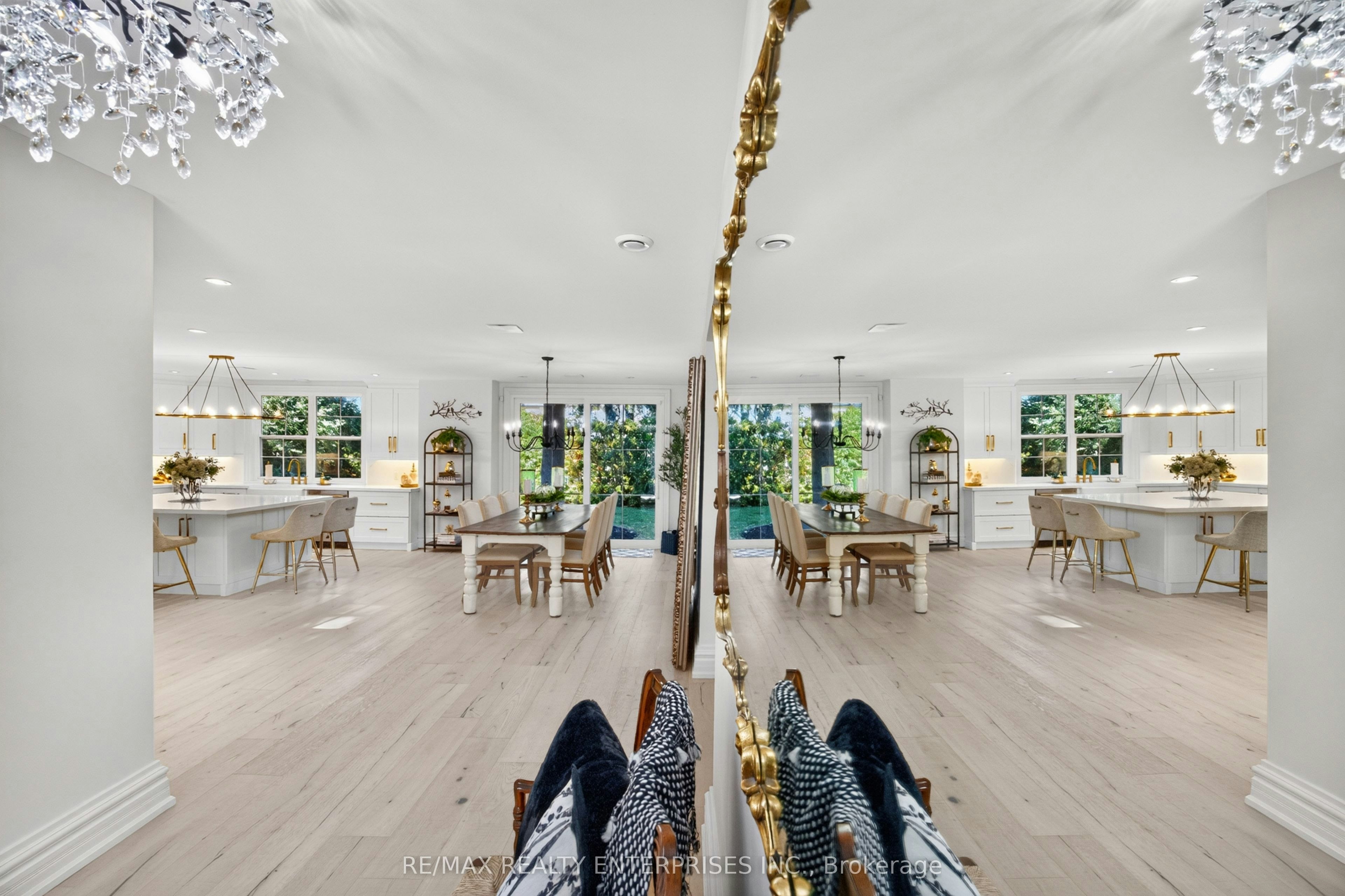 317 Gloucester Avenue, Oakville, ON, L6J 3W8 - 12