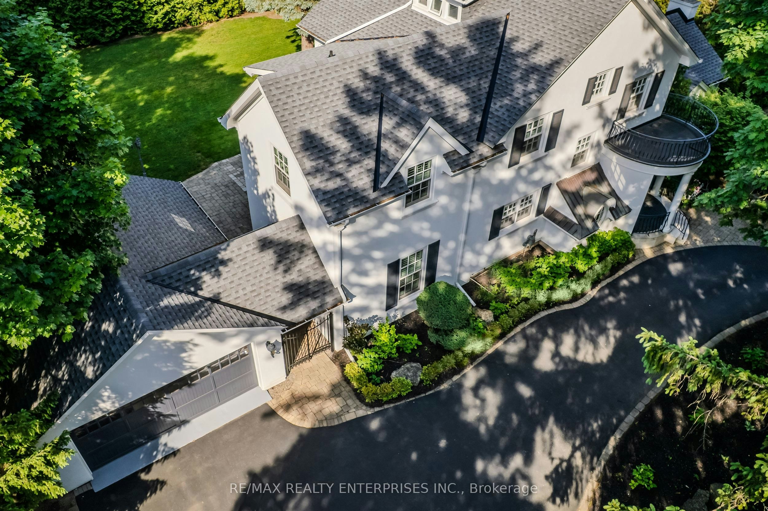 317 Gloucester Avenue, Oakville, ON, L6J 3W8 - 4