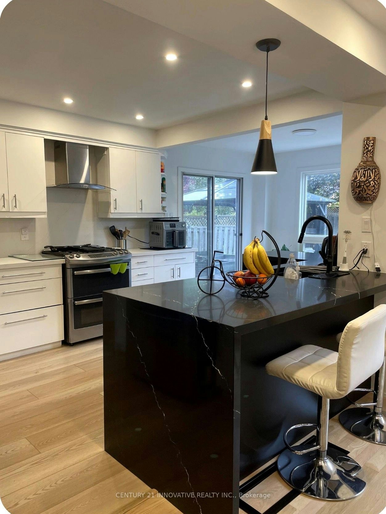 2649 Credit Valley Road, Mississauga, ON, L5M 4J7 - 9