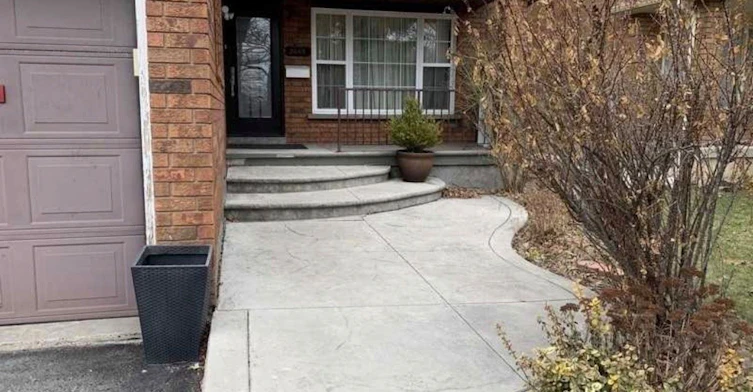 2649 Credit Valley Road, Mississauga, ON, L5M 4J7 - 2