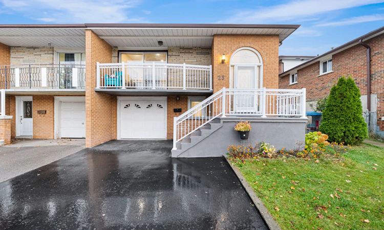 23 Radford Drive