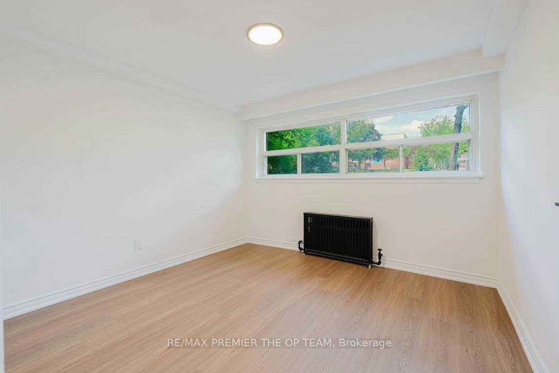 1-299 Quebec Avenue, Toronto, ON, M6P 2V2 - 11