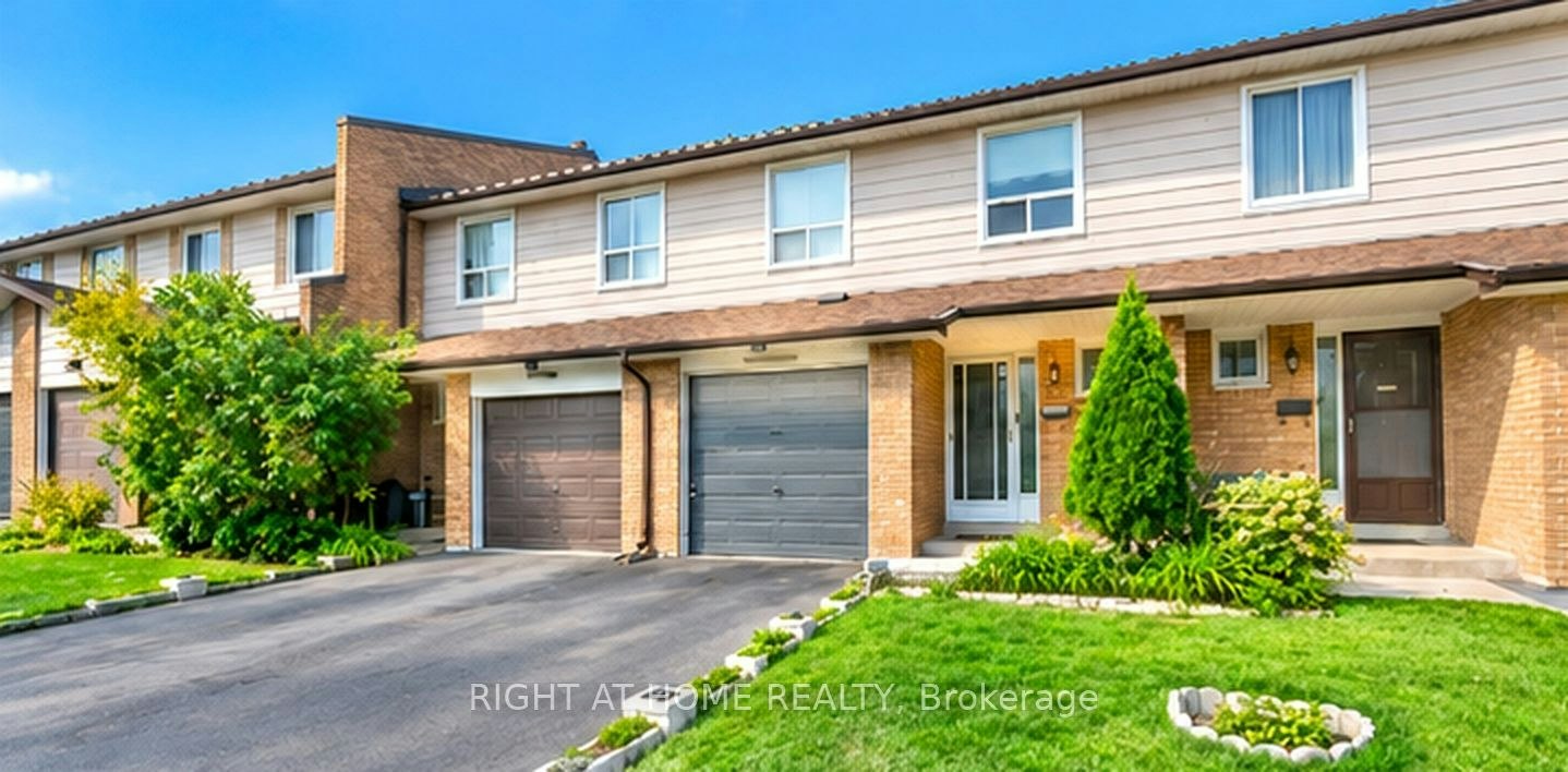 17-7475 Goreway Drive, Mississauga, ON, L4T 3T3