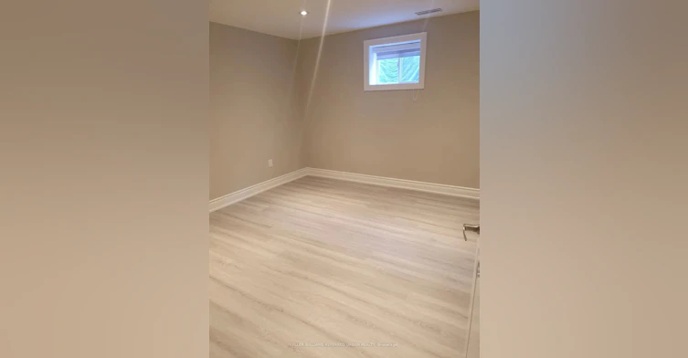 4123 Woodington Drive, Mississauga, ON, L4Z 1K2 - 4