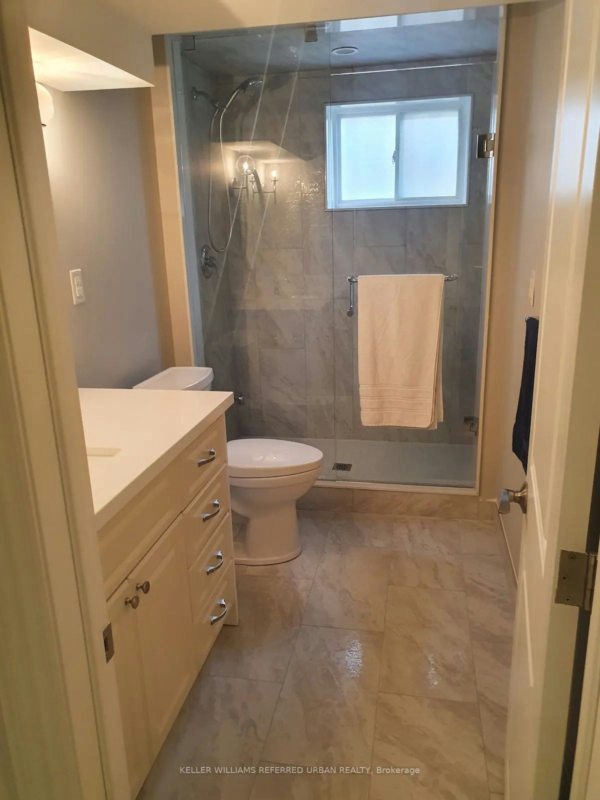 4123 Woodington Drive, Mississauga, ON, L4Z 1K2 - 5
