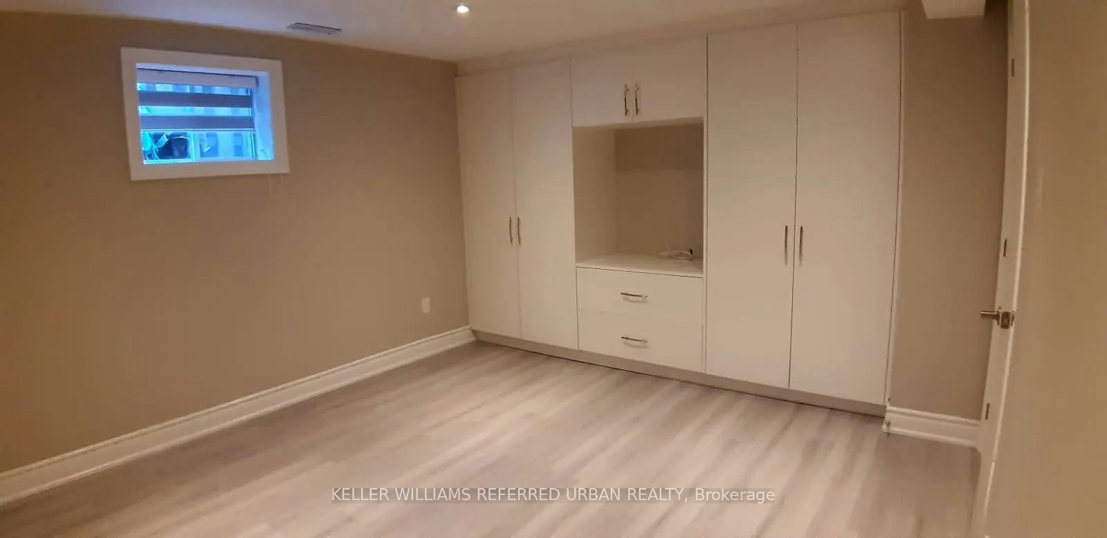 4123 Woodington Drive, Mississauga, ON, L4Z 1K2 - 3