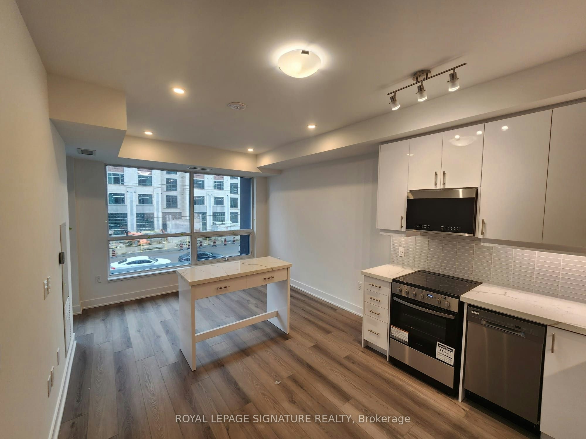 219-2333 Khalsa Gate, Oakville, ON, L6M 5R6 - 5