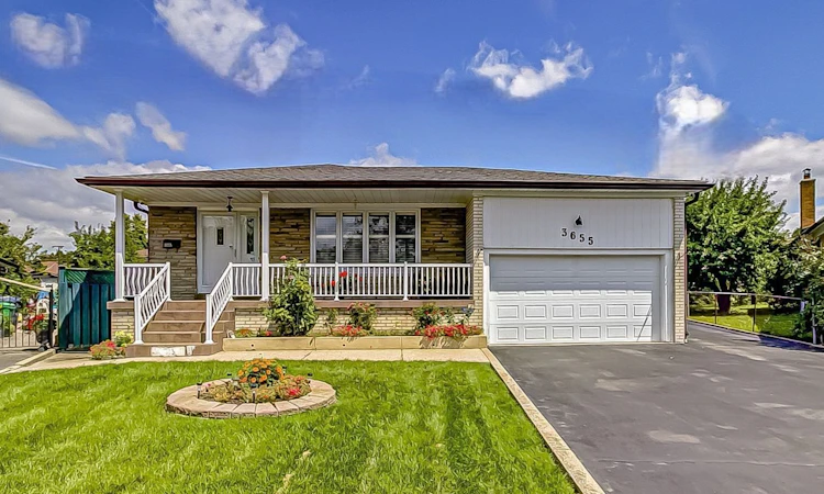 3655 Yuma Court