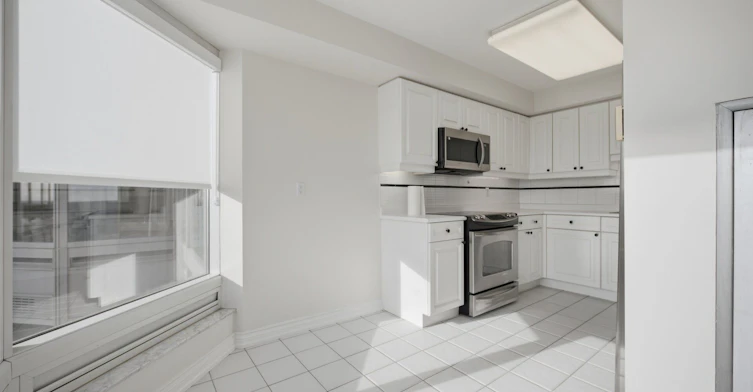 1004-1 Palace Pier Court, Toronto, ON, M8X 0A1 - 14