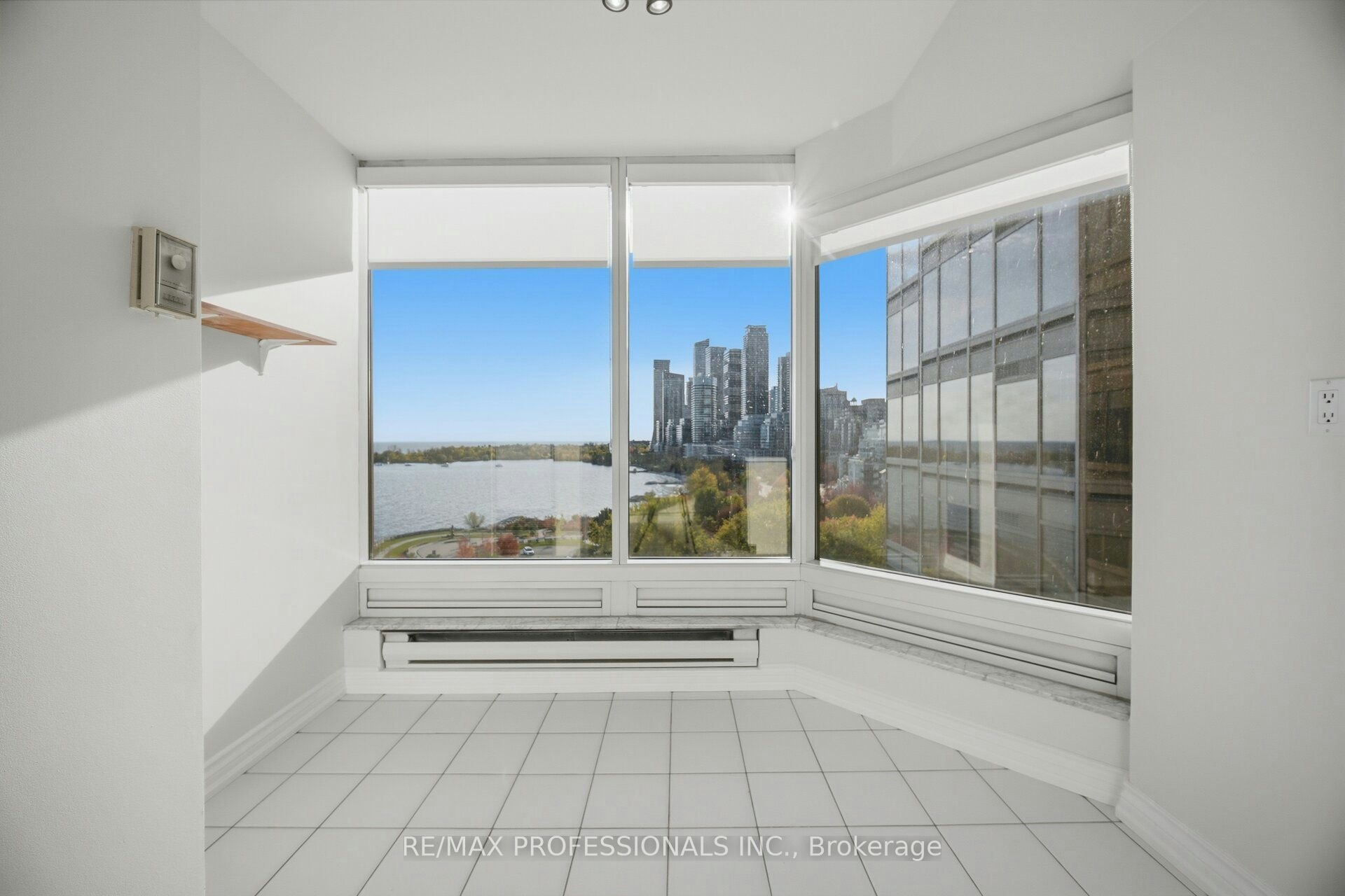 1004-1 Palace Pier Court, Toronto, ON, M8X 0A1 - 13